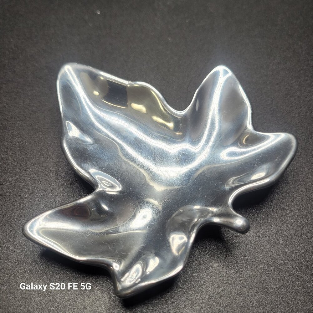 Hoselton Signed Aluminum Maple Leaf Sculpture Vintage Figurine Canada MCM 4x4 in